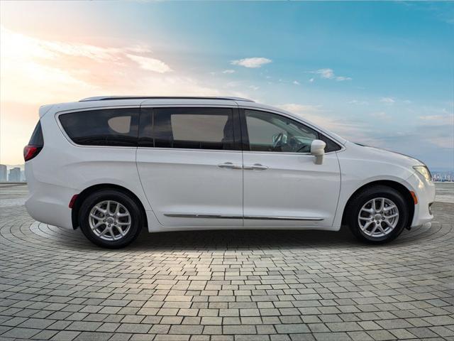 used 2020 Chrysler Pacifica car, priced at $15,977