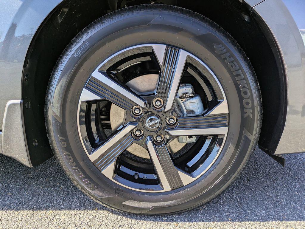 new 2025 Nissan Sentra car, priced at $21,609