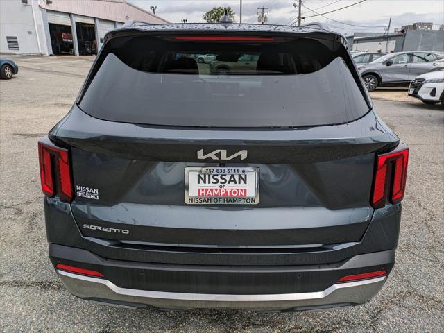 used 2024 Kia Sorento car, priced at $37,640