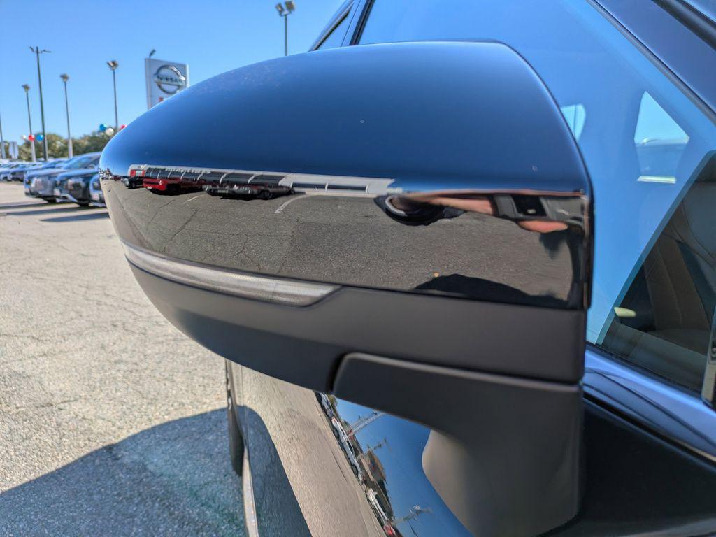 new 2025 Nissan Pathfinder car, priced at $44,285