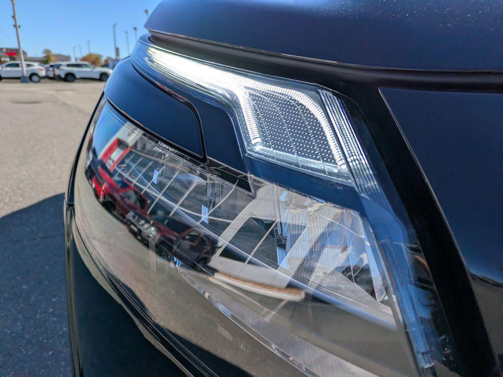 new 2025 Nissan Pathfinder car, priced at $44,285