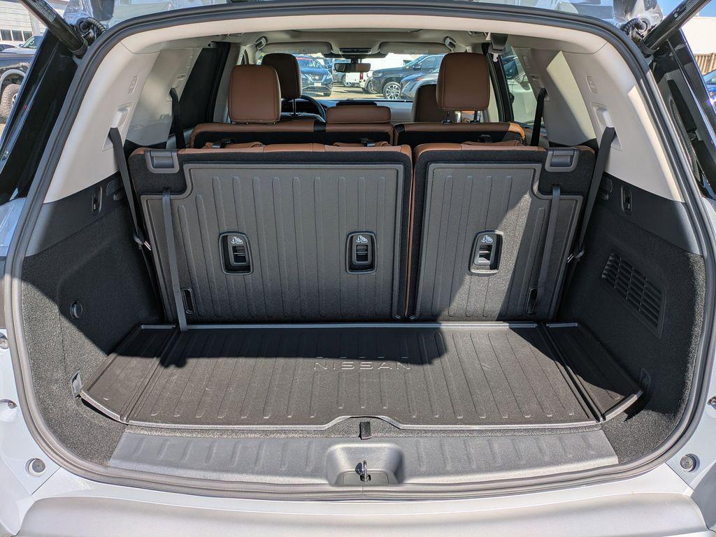 new 2025 Nissan Pathfinder car, priced at $49,122