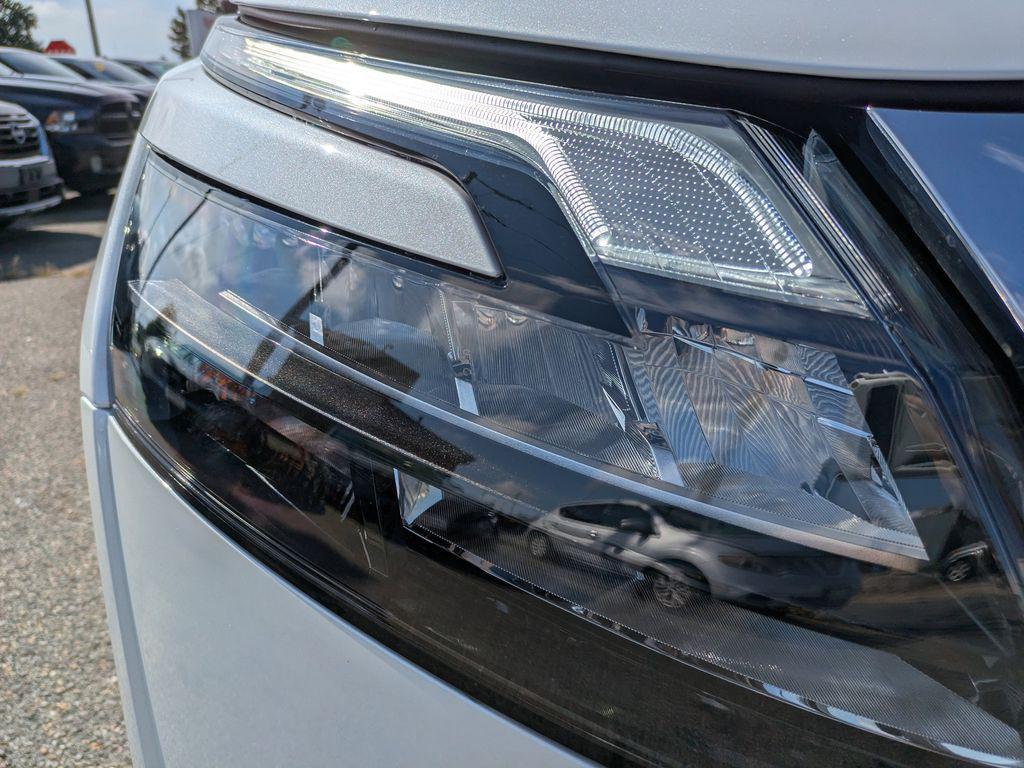 new 2025 Nissan Pathfinder car, priced at $43,516