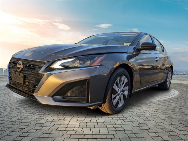 new 2025 Nissan Altima car, priced at $28,250