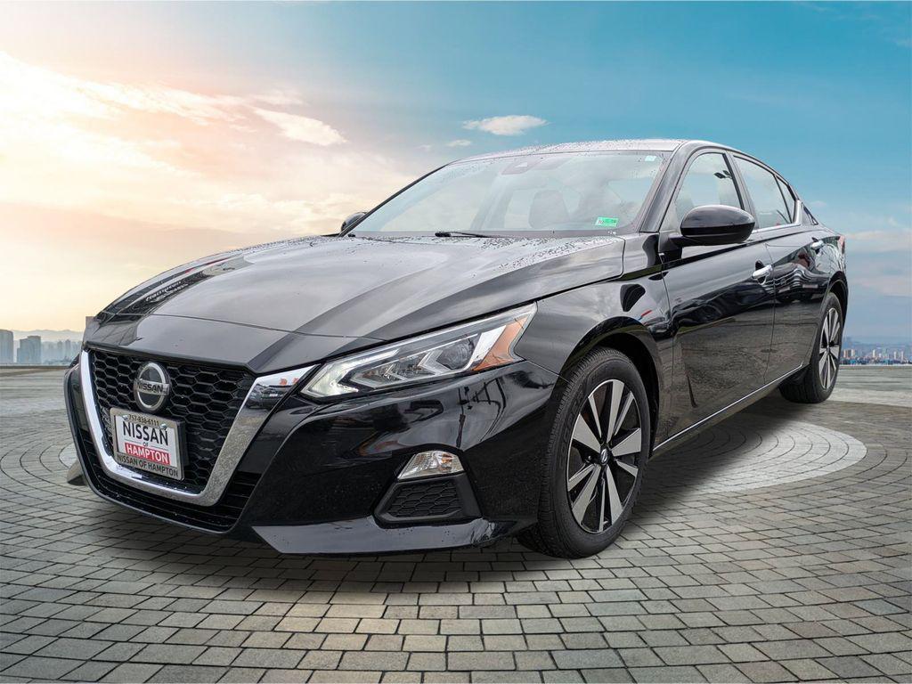 used 2022 Nissan Altima car, priced at $19,376