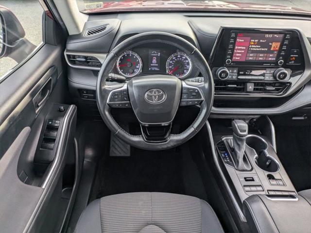 used 2021 Toyota Highlander car, priced at $26,997