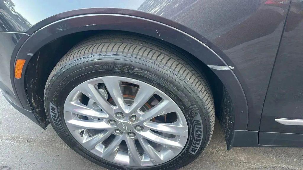 used 2017 Cadillac XT5 car, priced at $17,610