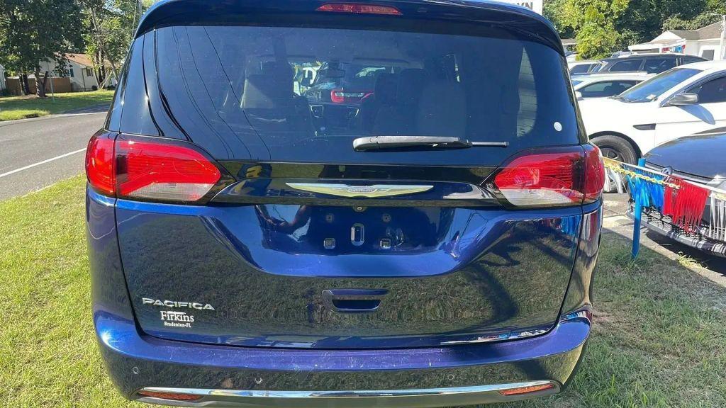 used 2017 Chrysler Pacifica car, priced at $11,991