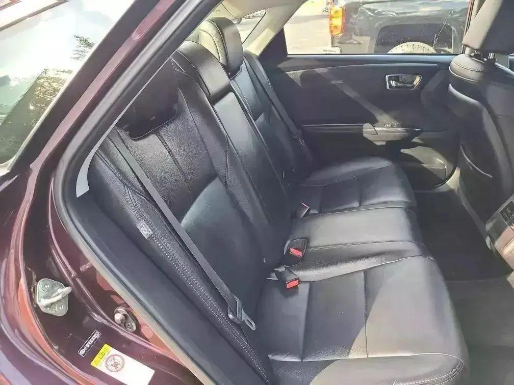 used 2018 Toyota Avalon car, priced at $17,491