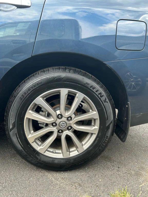 used 2014 Nissan Pathfinder car, priced at $8,991