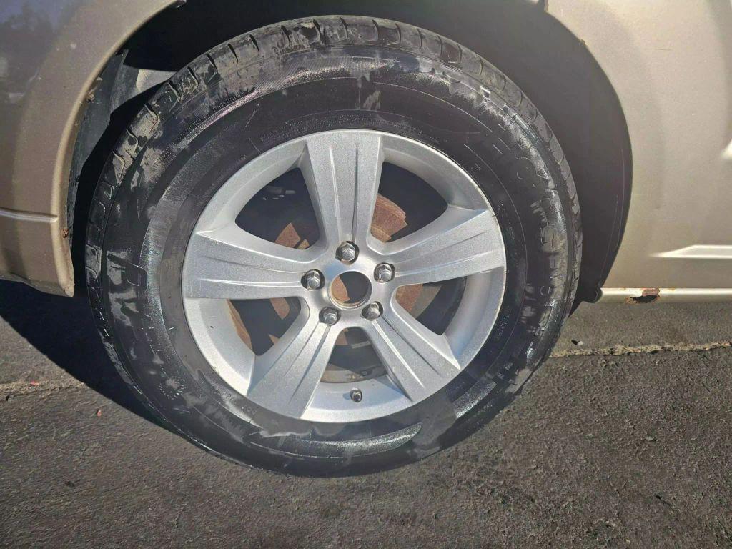 used 2010 Dodge Caliber car, priced at $3,991