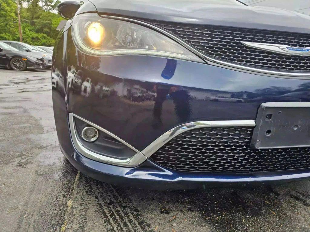 used 2018 Chrysler Pacifica car, priced at $11,920