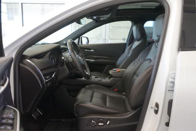 used 2023 Cadillac XT4 car, priced at $31,607