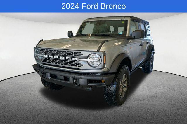 new 2024 Ford Bronco car, priced at $57,561