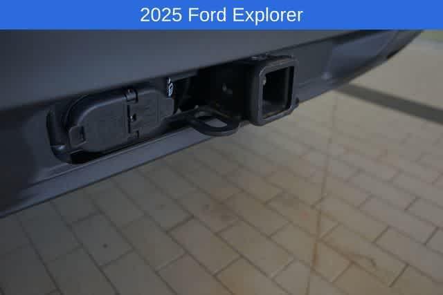 new 2025 Ford Explorer car, priced at $44,840