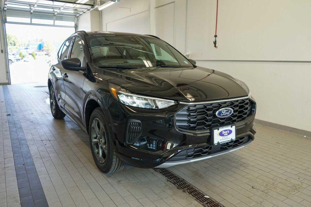 new 2024 Ford Escape car, priced at $35,995
