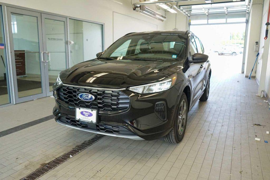 new 2024 Ford Escape car, priced at $35,995