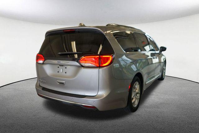 used 2018 Chrysler Pacifica car, priced at $14,201