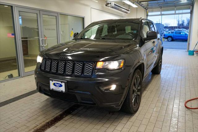 used 2017 Jeep Grand Cherokee car, priced at $16,314