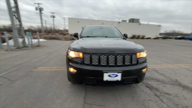 used 2017 Jeep Grand Cherokee car, priced at $16,314