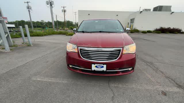 used 2015 Chrysler Town & Country car, priced at $11,171