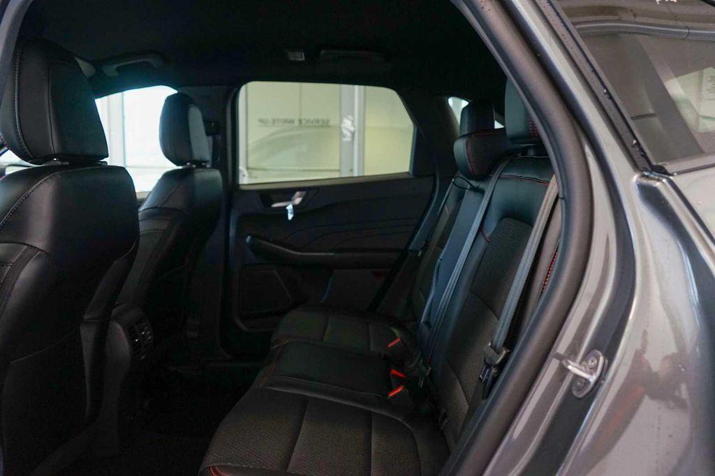 new 2025 Ford Escape car, priced at $33,824