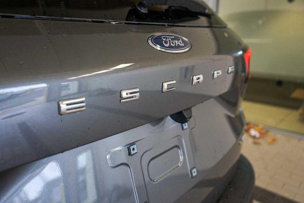 new 2025 Ford Escape car, priced at $33,824
