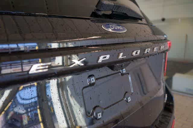 new 2025 Ford Explorer car, priced at $46,178
