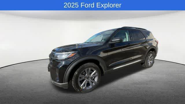 new 2025 Ford Explorer car, priced at $46,178