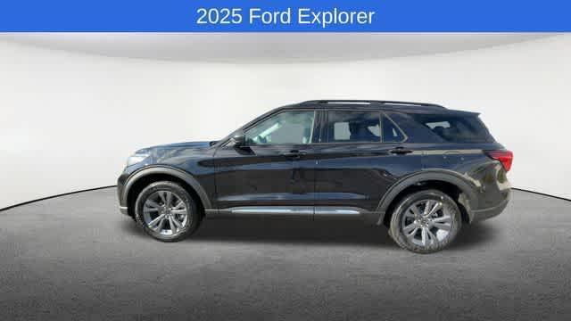 new 2025 Ford Explorer car, priced at $46,178