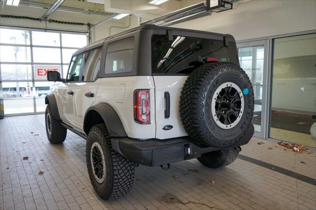 new 2024 Ford Bronco car, priced at $61,882