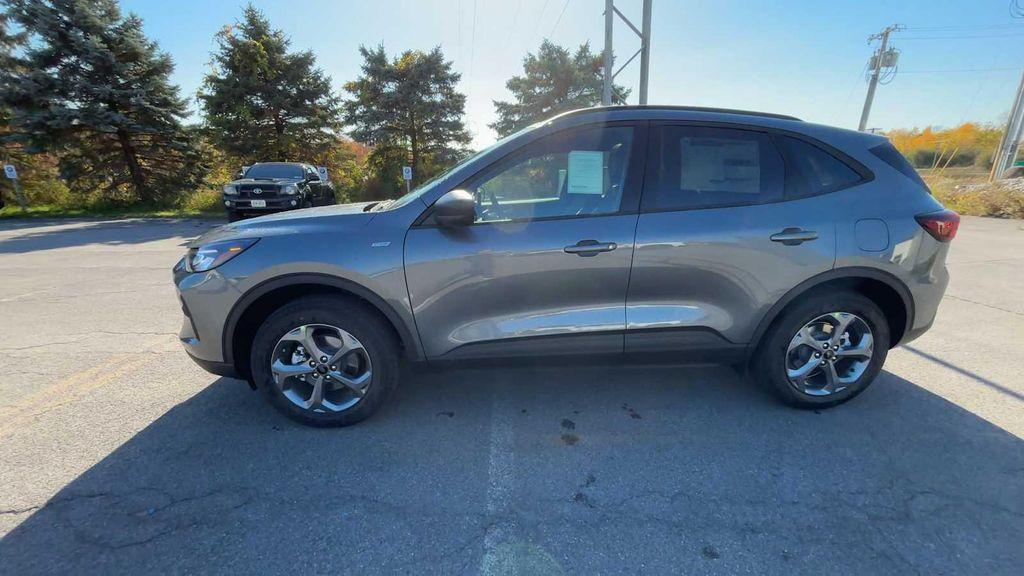 used 2025 Ford Escape car, priced at $32,515