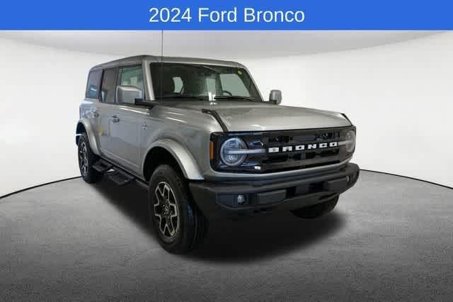 new 2024 Ford Bronco car, priced at $51,713