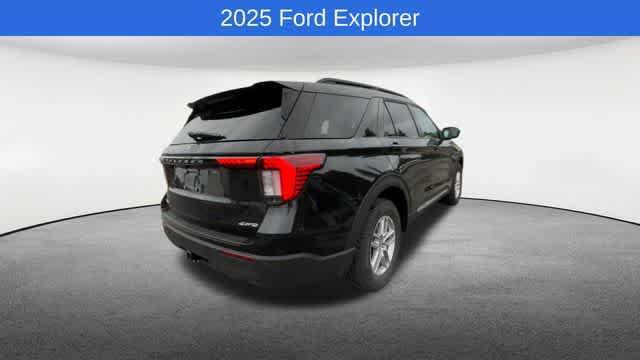 new 2025 Ford Explorer car, priced at $40,820