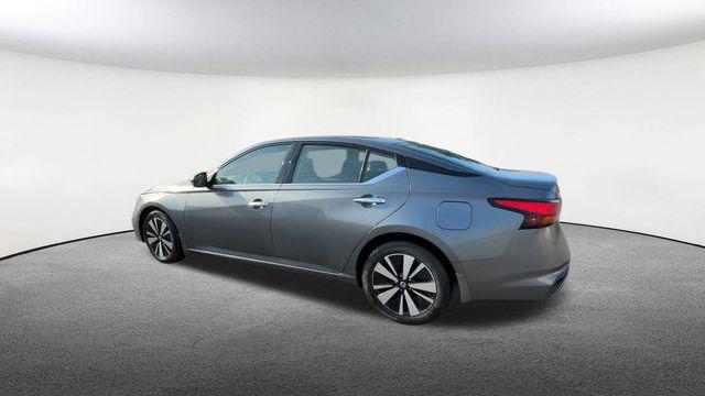 used 2019 Nissan Altima car, priced at $17,361