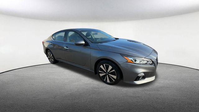 used 2019 Nissan Altima car, priced at $17,361