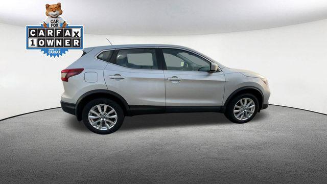 used 2021 Nissan Rogue Sport car, priced at $20,031