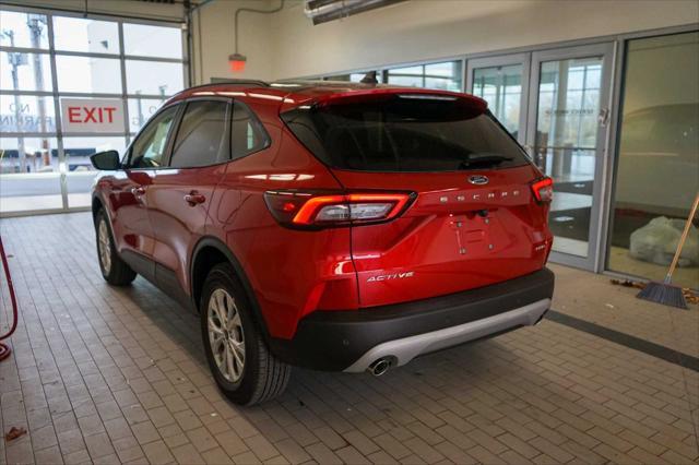 new 2025 Ford Escape car, priced at $34,048