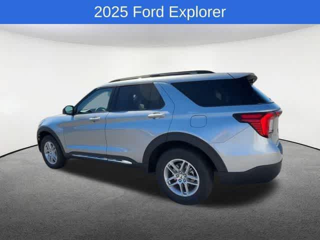 new 2025 Ford Explorer car, priced at $40,432