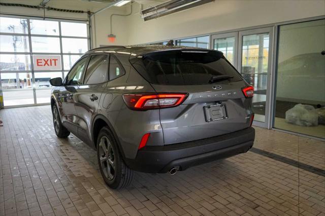 new 2025 Ford Escape car, priced at $35,965