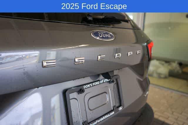 new 2025 Ford Escape car, priced at $33,329