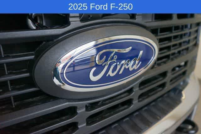 new 2025 Ford F-250 car, priced at $53,061