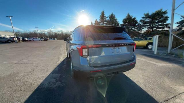 new 2025 Ford Explorer car, priced at $43,605