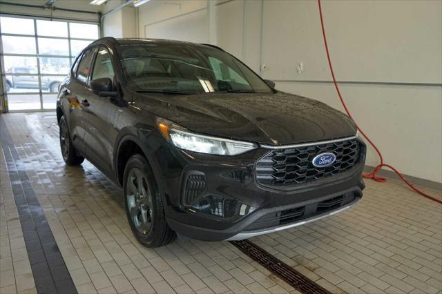 new 2025 Ford Escape car, priced at $33,226