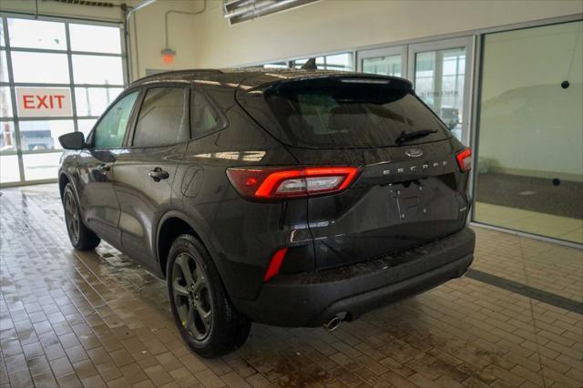 new 2025 Ford Escape car, priced at $33,226