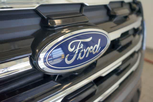 new 2025 Ford Explorer car, priced at $46,359