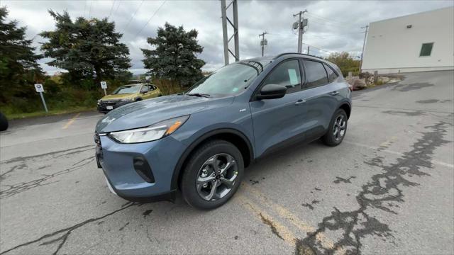 new 2025 Ford Escape car, priced at $32,899