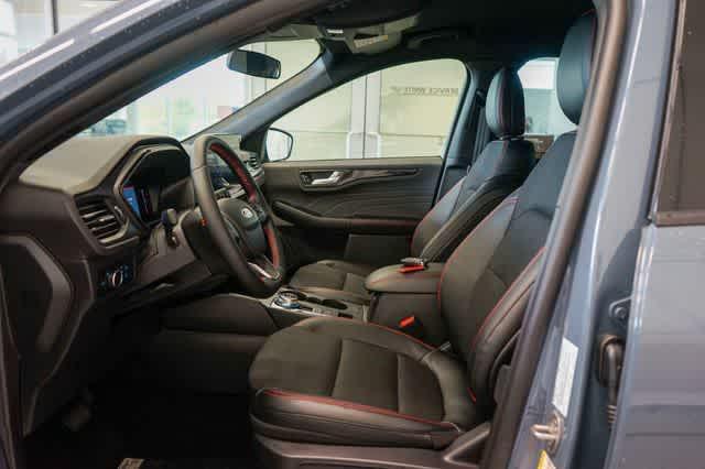 new 2025 Ford Escape car, priced at $32,197
