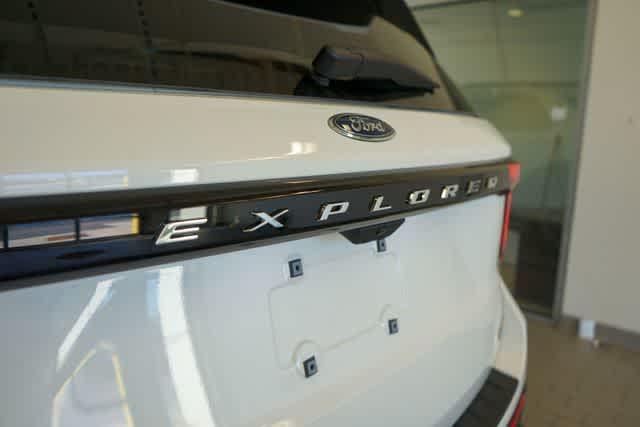 new 2025 Ford Explorer car, priced at $41,177