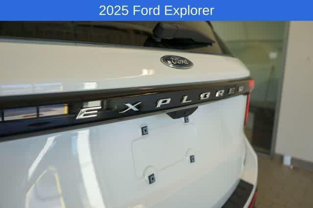 new 2025 Ford Explorer car, priced at $41,177